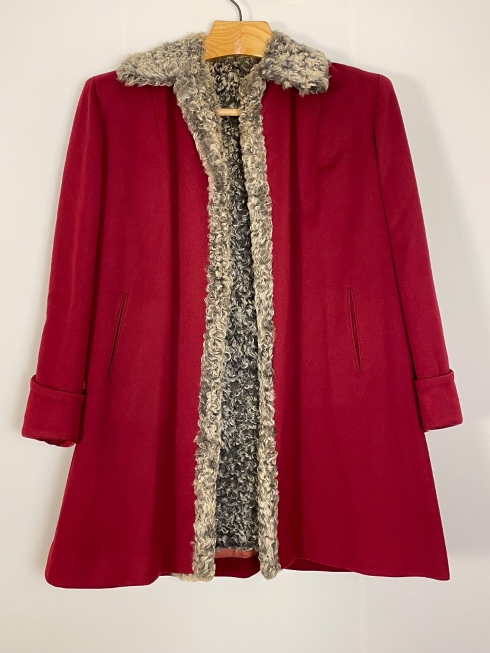 VTG 1950s Bespoke Red Wool Swing Coat Wool-Lined Clover Ferriere Stepped Cuffs